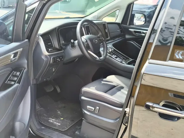 GAC Trumpchi M8 — Фото автомобиля 2