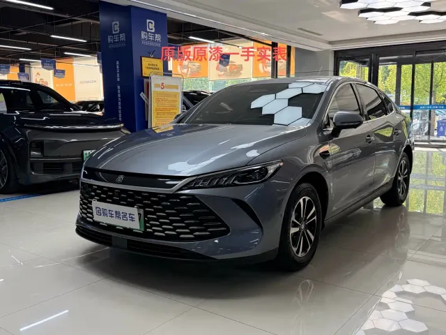 Фотография автомобиля — BYD Qin PLUS