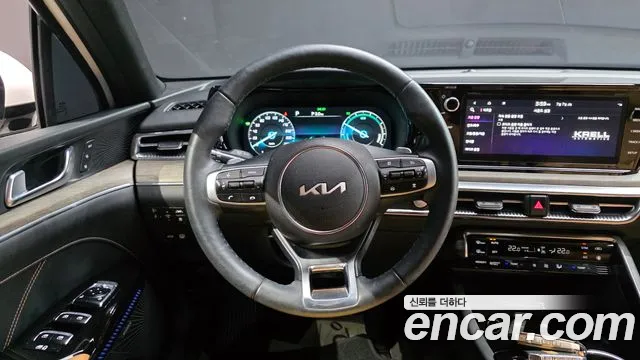 Kia K5 Generation 3 — Фото автомобиля 13