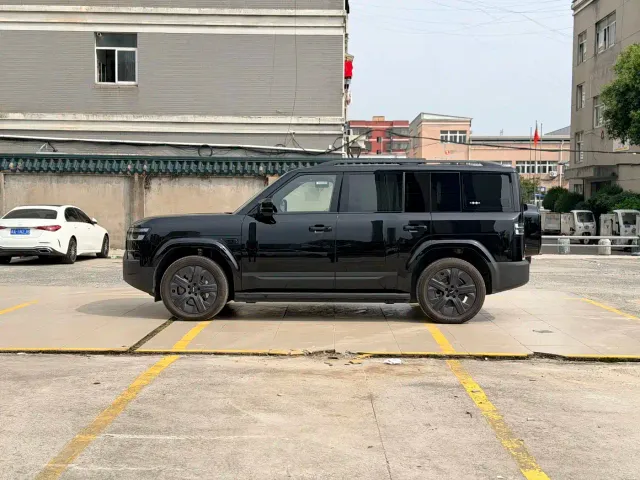 BYD FangChengBao Titanium 7 — Фото автомобиля 8
