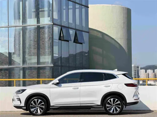 BYD Song PLUS — Фото автомобиля 7