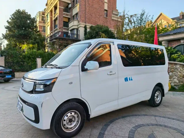 Changan Ruixing EM60 — Фото автомобиля 2