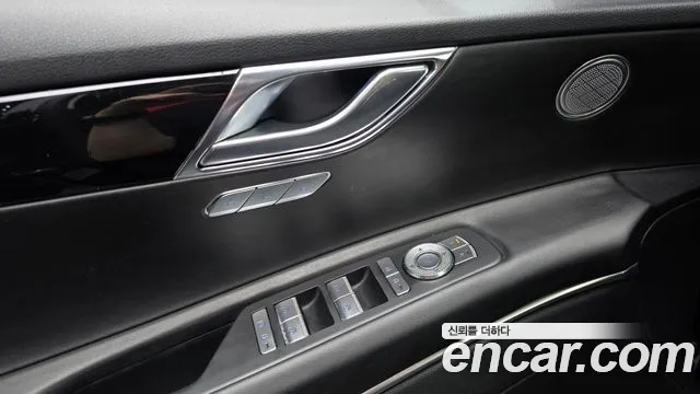 Genesis GV80 — Фото автомобиля 28