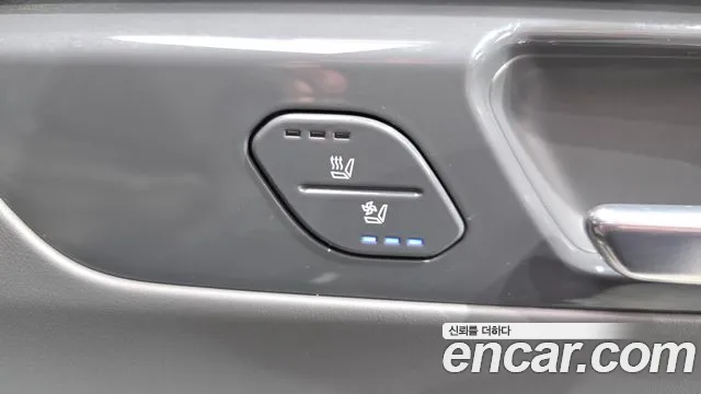 Kia EV9 — Фото автомобиля 30