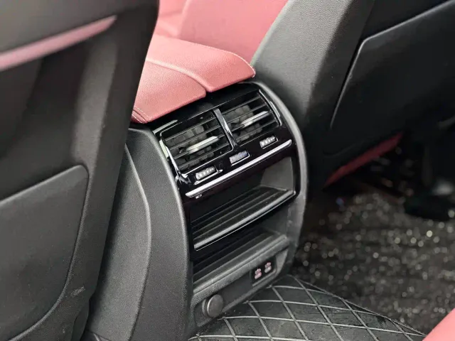 BMW 5 Series — Фото автомобиля 4