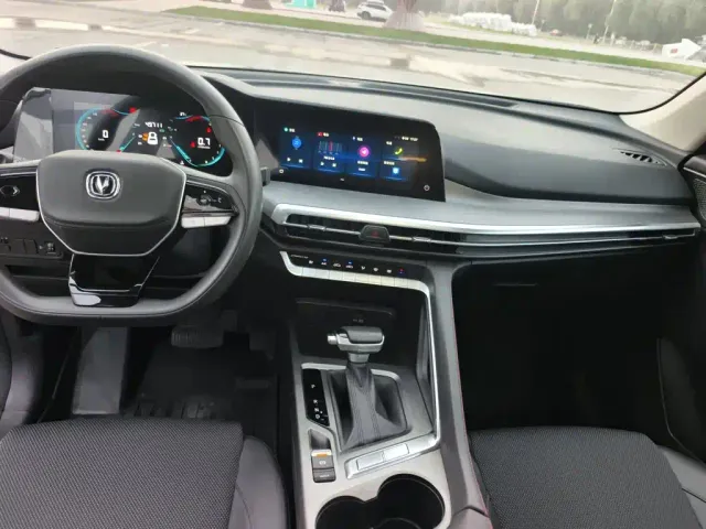 Changan CS35 Plus — Фото автомобиля 4