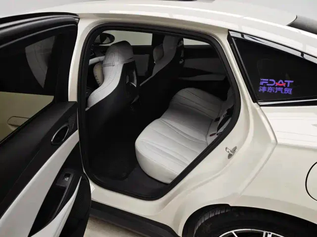 BYD Seal 06 — Фото автомобиля 17