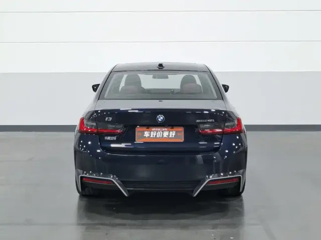 BMW i3 — Фото автомобиля 4