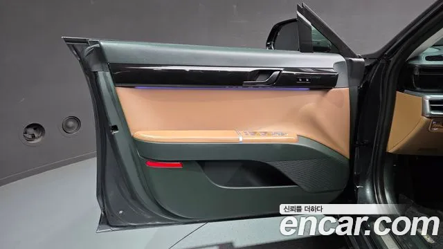 Hyundai Grandeur GN7 — Фото автомобиля 13