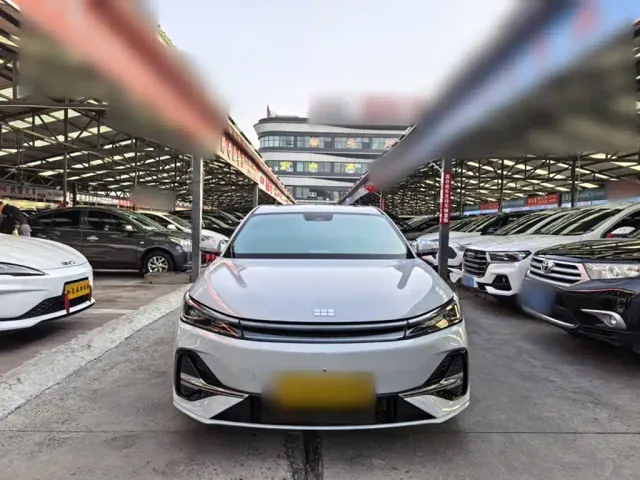 Geely Galaxy A7 — Фото автомобиля 23