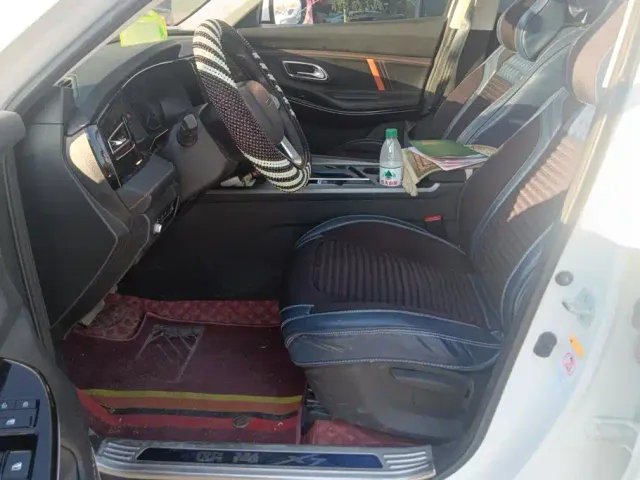 Changan X7 Plus — Фото автомобиля 9