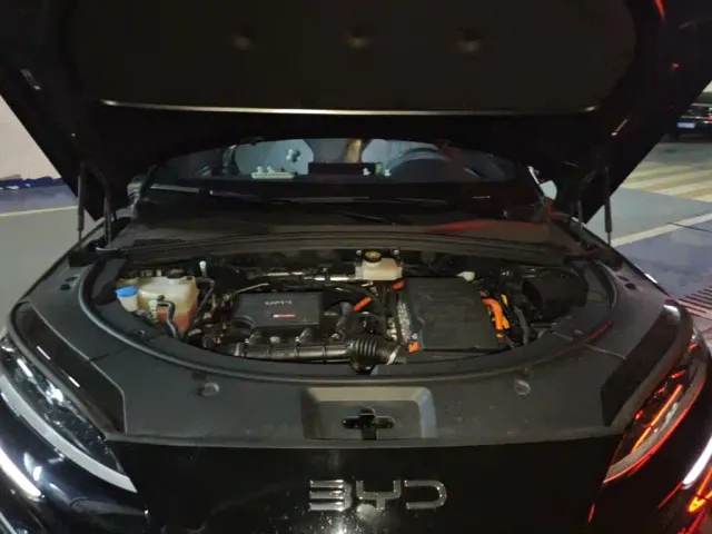 BYD Song PLUS — Фото автомобиля 10