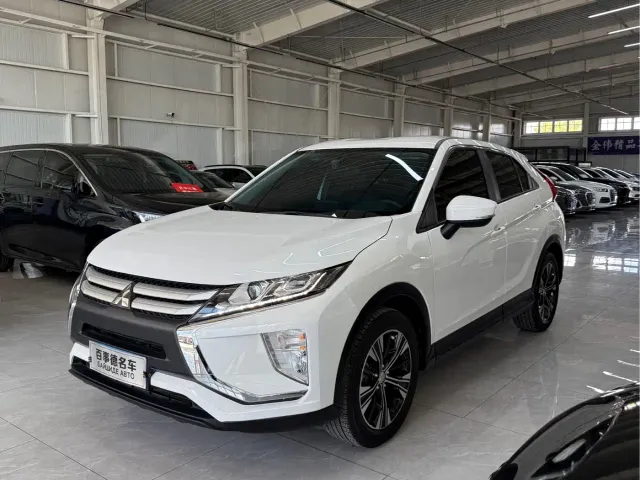Фотография автомобиля — Mitsubishi Eclipse Cross