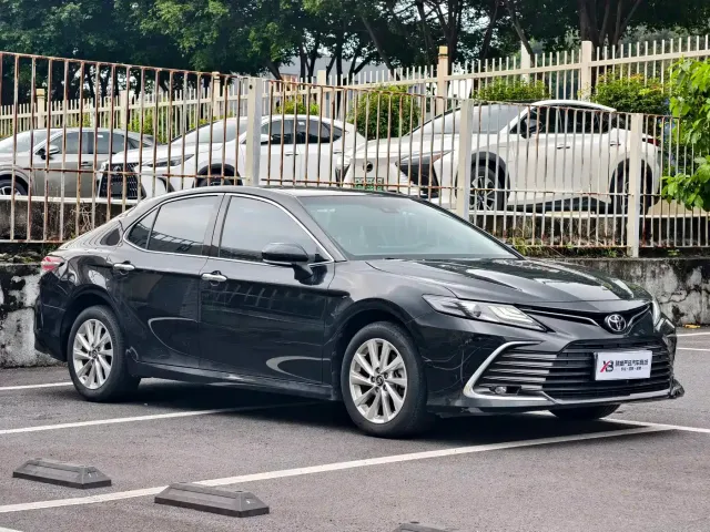 Toyota Camry 2021 2.0G Luxury Edition — Фото автомобиля 8