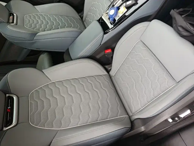 Audi Q6L e-tron — Фото автомобиля 24