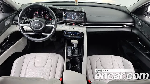 Hyundai Avante CN7 — Фото автомобиля 7