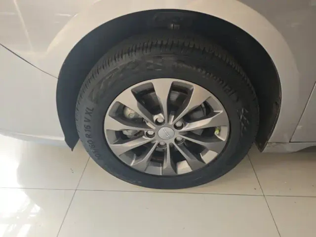 Geely Geometry G6 — Фото автомобиля 22