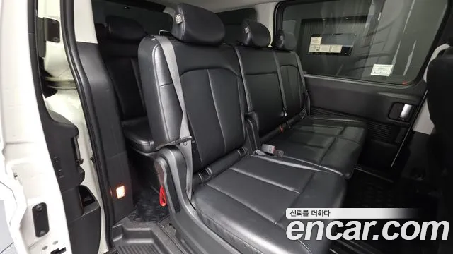Hyundai Staria Staria Tourer 11 мест — Фото автомобиля 11