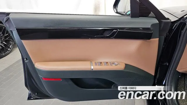 Hyundai Grandeur GN7 — Фото автомобиля 13