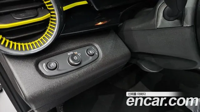 ChevroletGMDaewoo Trax Trax Кроссовер — Фото автомобиля 17