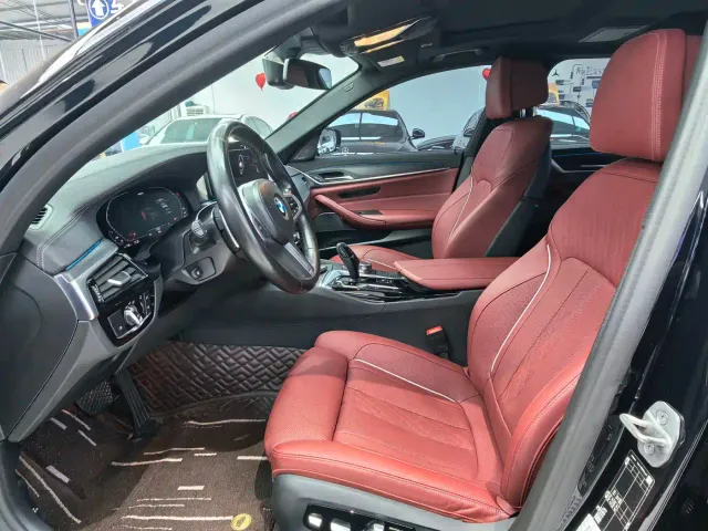 BMW 5 Series — Фото автомобиля 7