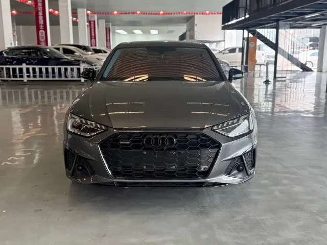 Audi A4L — Фото автомобиля 2