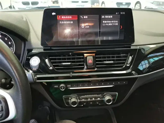BMW 1 Series — Фото автомобиля 12