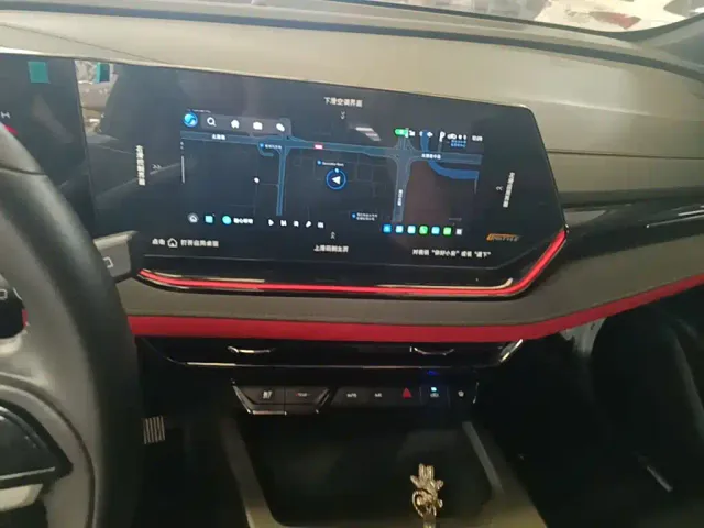 Changan X5 Plus — Фото автомобиля 12