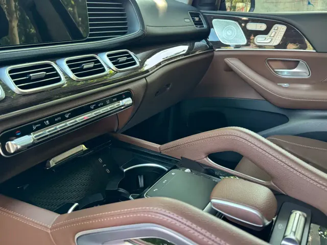 Mercedes-Benz GLE-Class — Фото автомобиля 8