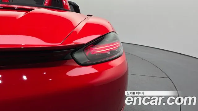 Porsche 718 — Фото автомобиля 22