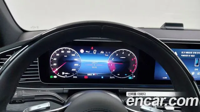 Mercedes-Benz GLE-Class — Фото автомобиля 8