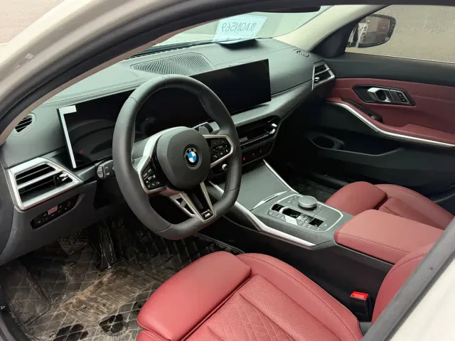 BMW 3 Series — Фото автомобиля 12