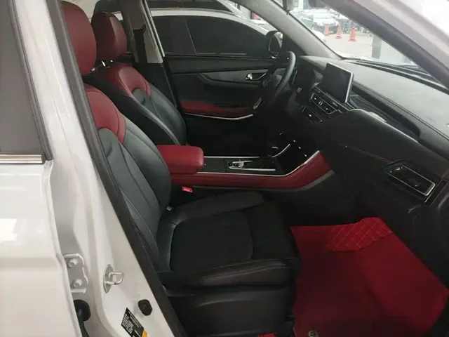Changan CS75 — Фото автомобиля 24