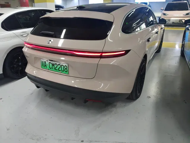 Nio ET5 Touring — Фото автомобиля 9