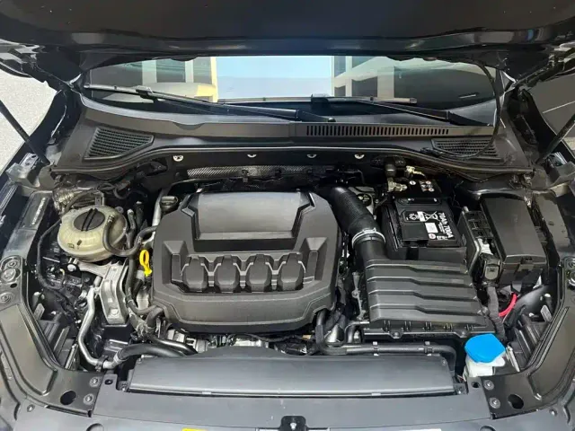 Volkswagen Passat — Фото автомобиля 7