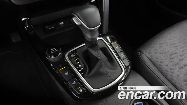 Kia Seltos — Фото автомобиля 2