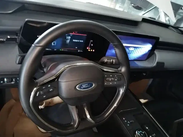 Ford Mondeo — Фото автомобиля 9