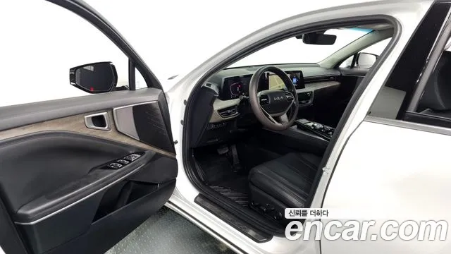 Kia K8 — Фото автомобиля 9