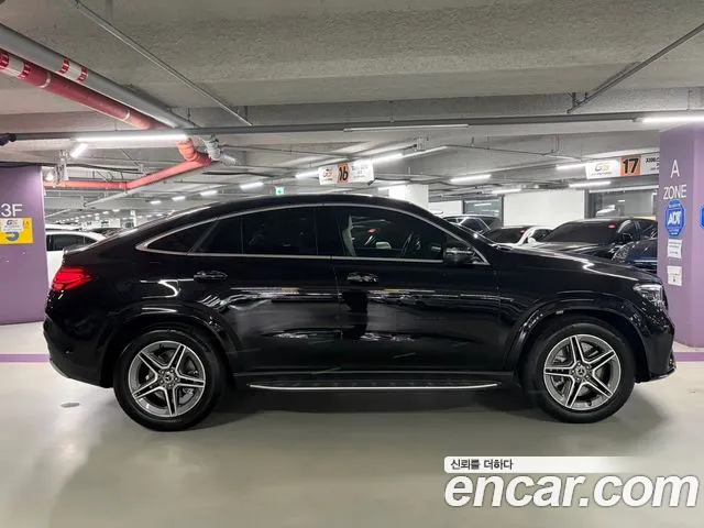Mercedes-Benz GLE-Class — Фото автомобиля 3