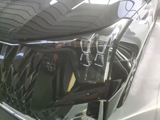 GAC Trumpchi GS8 — Фото автомобиля 23