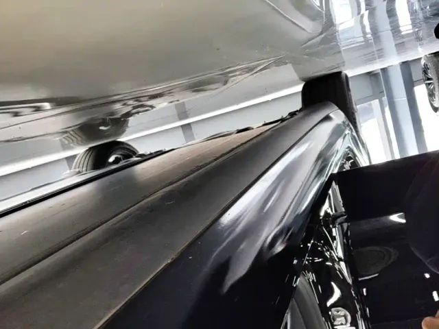 Tesla Model 3 — Фото автомобиля 20