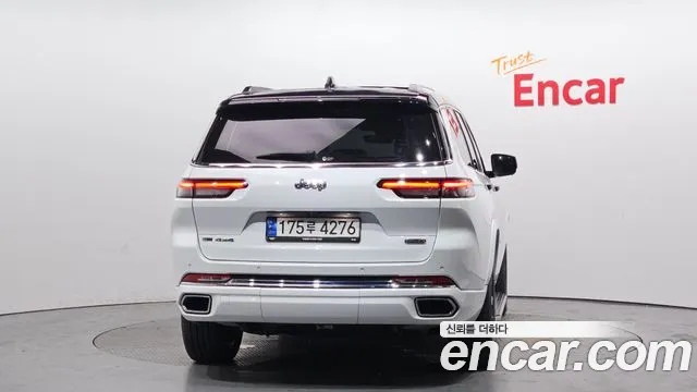 Jeep Cherokee Grand Cherokee(WL) L 3.6 Overland — Фото автомобиля 2