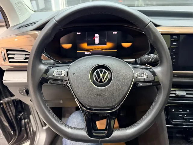 Volkswagen Tharu — Фото автомобиля 15