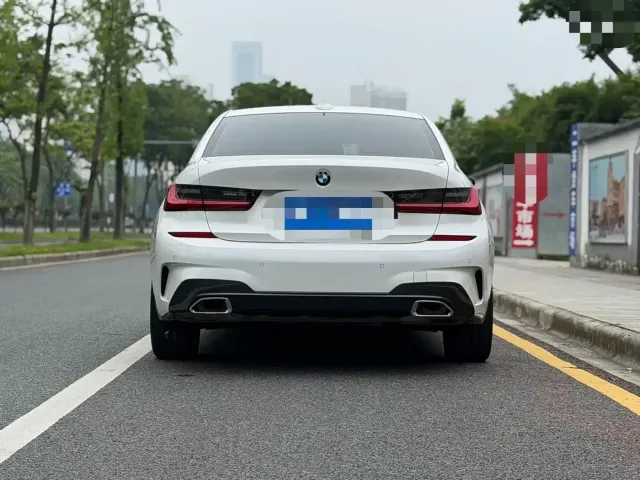 BMW 3 Series — Фото автомобиля 5