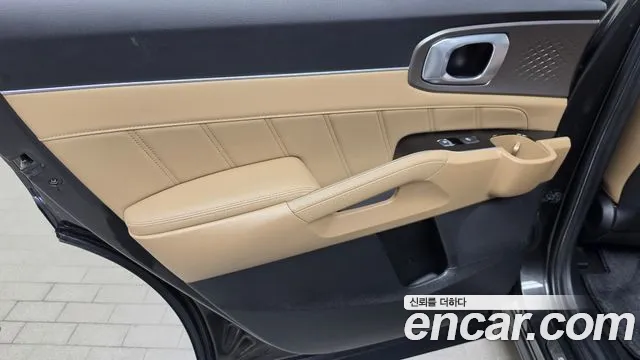 Kia Sorento — Фото автомобиля 14