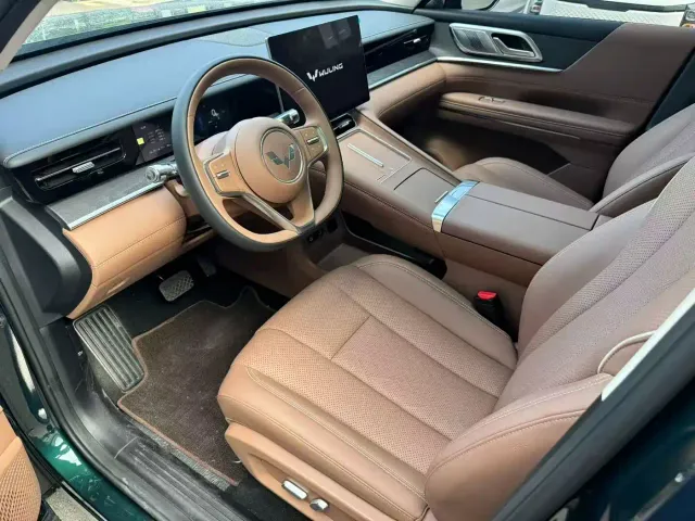 Wuling Starlight L — Фото автомобиля 4