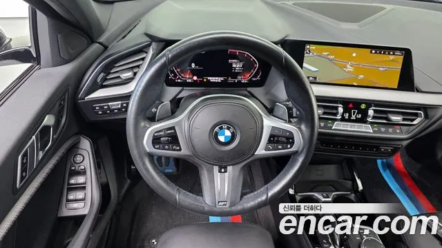 BMW 1 Series F40 — Фото автомобиля 13