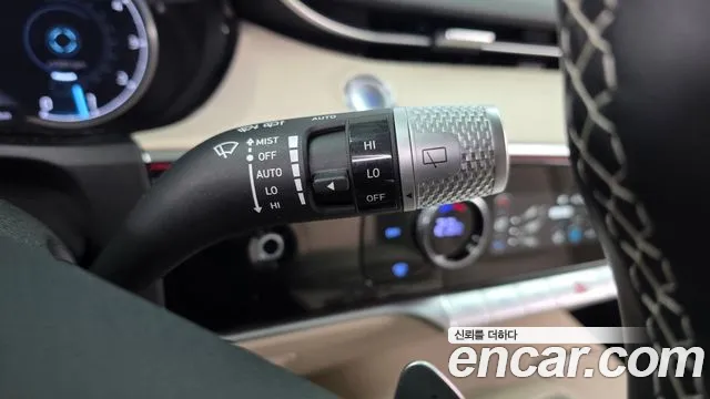 Genesis GV70 — Фото автомобиля 27