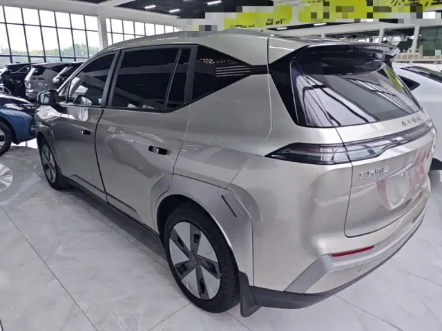 GAC Aion Y — Фото автомобиля 4
