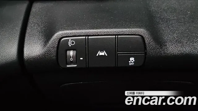 Hyundai Avante CN7 — Фото автомобиля 27